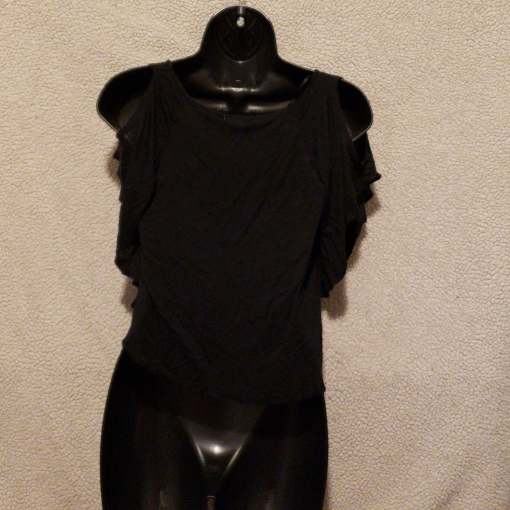 Cold Shoulder Top - Picture 2 of 3